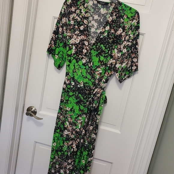 EC Stockholm Atelier & Other Stories Green Floral Print Wrap Dress, Size 4 - Picture 11 of 13